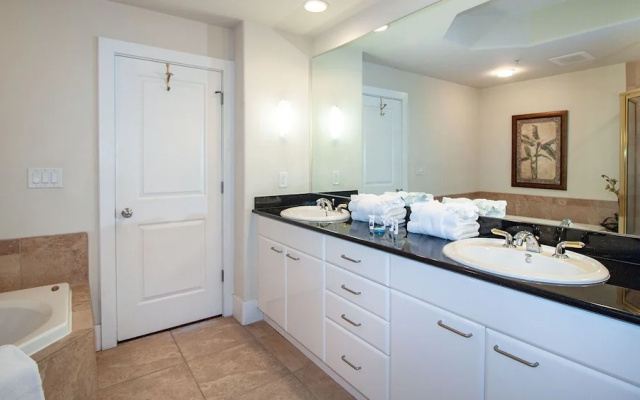Two Bedroom With Unobstructed Views - Unit Crd0609