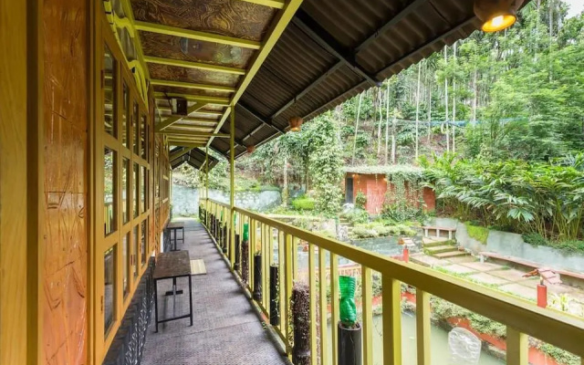 Brook Streak Resorts