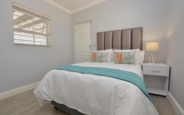 The Blue Sapphire Guesthouse