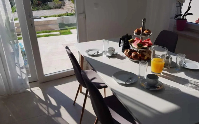 Holiday home in Rogoznica 39566