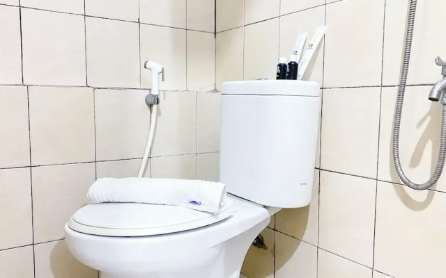 2Br Green Pramuka City Apartment Near Shopping Center