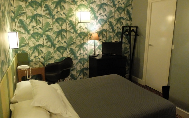 Hôtel Noir