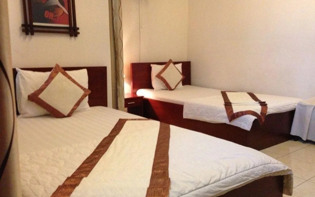 Bloom Hotel