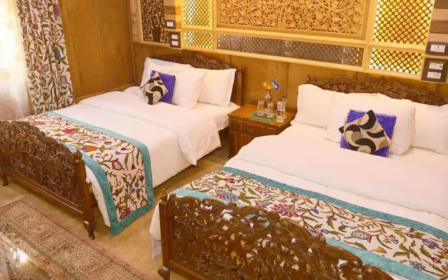 Mahjong Houseboats