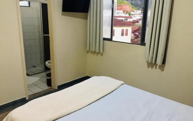 Hotel Líder