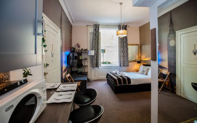Pimlico Chic Suite