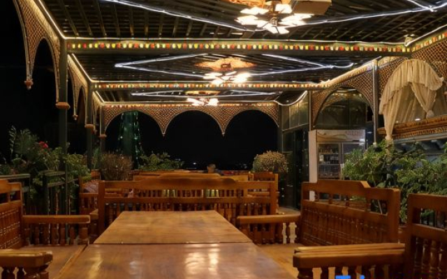 Kashgar Zhejiang Homestay (Scenic Area Ancient City Store)