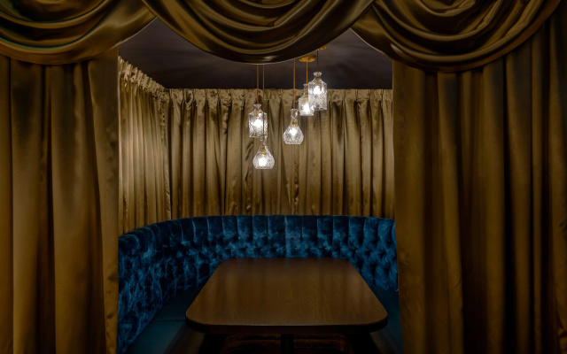 Hotel Fort Des Moines, Curio Collection by Hilton