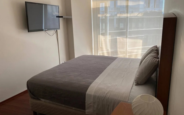 High-rise Reforma Apartment , 2bdr, 2bath,
