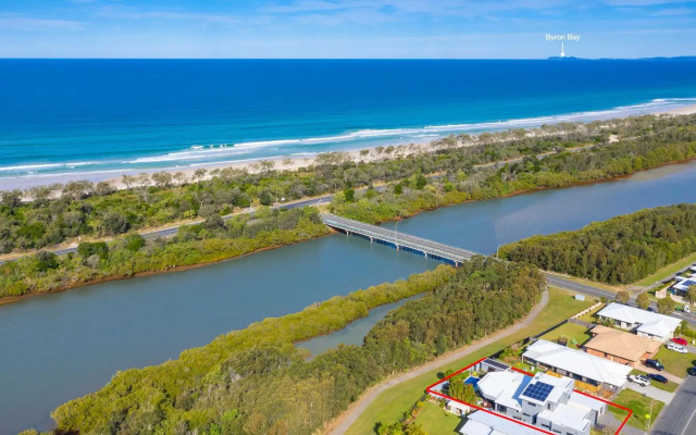 The Doggy Beach House at Pottsville