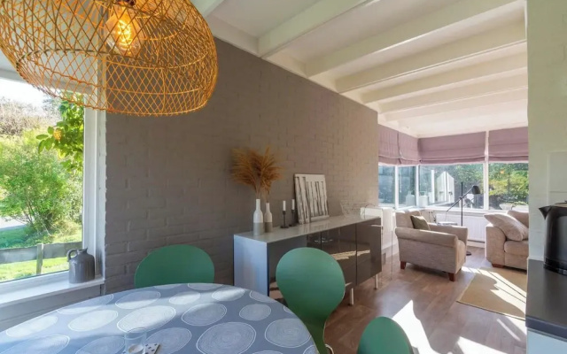Bungalow in Sint Maartenszee Near Beach