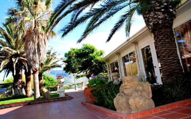 Отель TH Cinisi - Florio Park Hotel Италия, Чинизи - отзывы, цены и фото номеров - забронировать отель TH Cinisi - Florio Park Hotel онлайн вид на фасад
