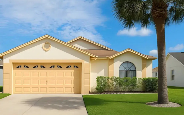 Prime Location! 3bd/2ba Villa