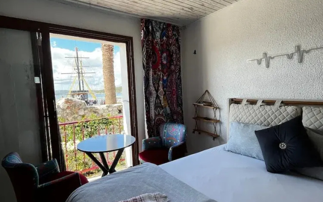 Myra Butik Otel
