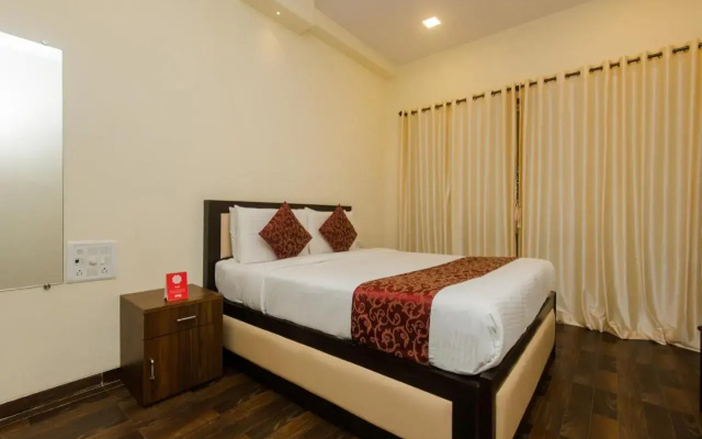 OYO 599 Divine Residency