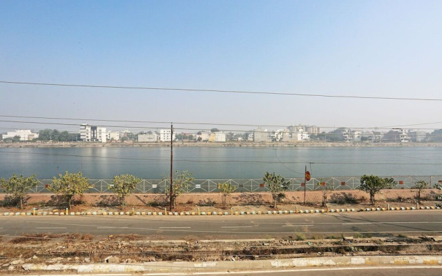 OYO 11046 Lake View Stay