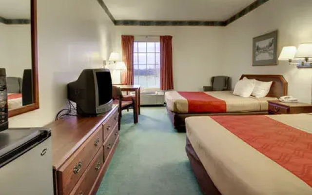 Broadbent Inn and Suites