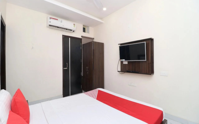 OYO 18476 Hotel Wisteria