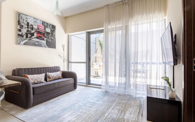Elegant and Modern 1BR in Dubai Marina!