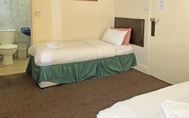 Helmshore Hotel