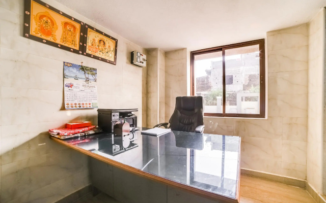 Nvs Residency by OYO Rooms