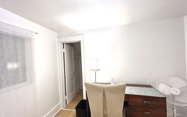 Housing Albert