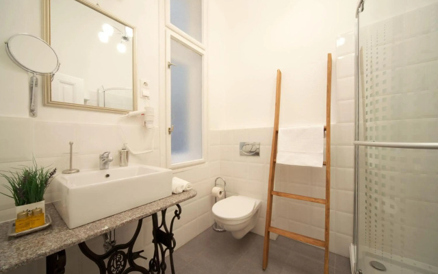 House Beletage-Boutique Hotel