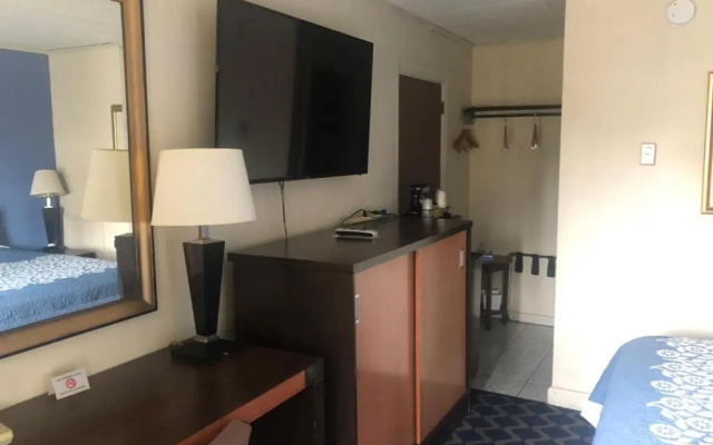 Aderi Hotel Lewisburg