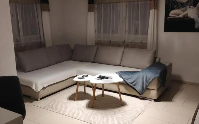 Ferienwohnung mit Sauna und schönem Garten