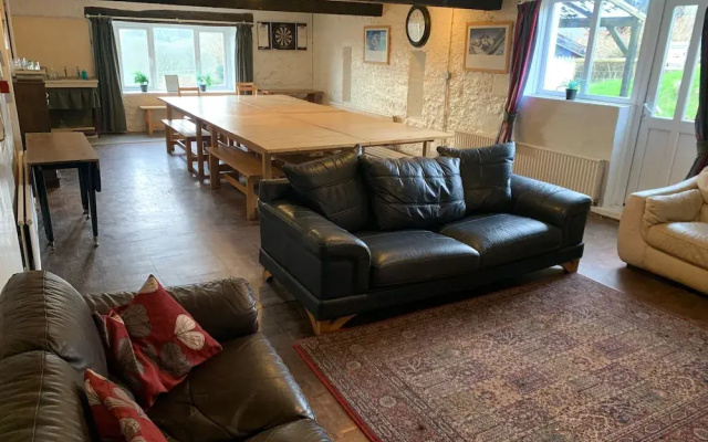 Sleeping Giant Bunkhouse