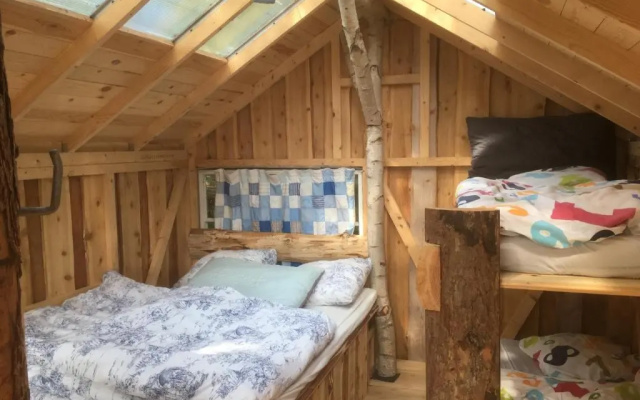 Treehouse B&B