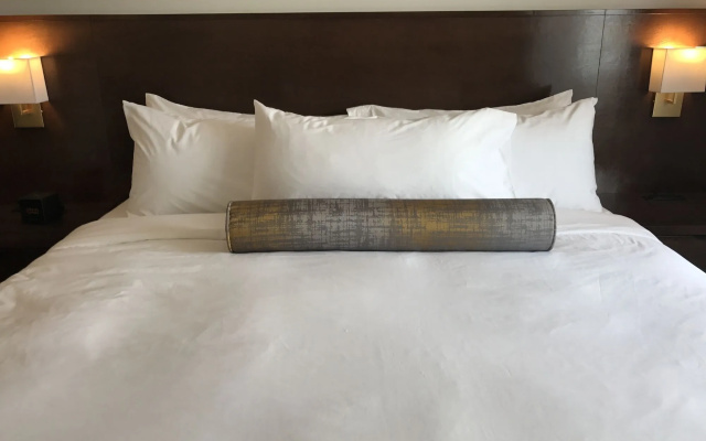 Edgewater Hotel