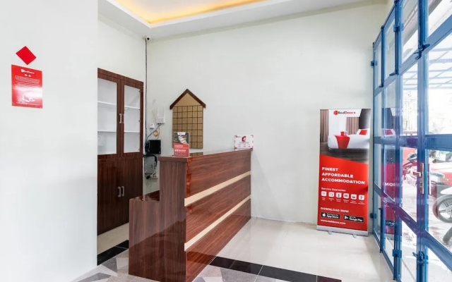 RedDoorz near Medan Amplas