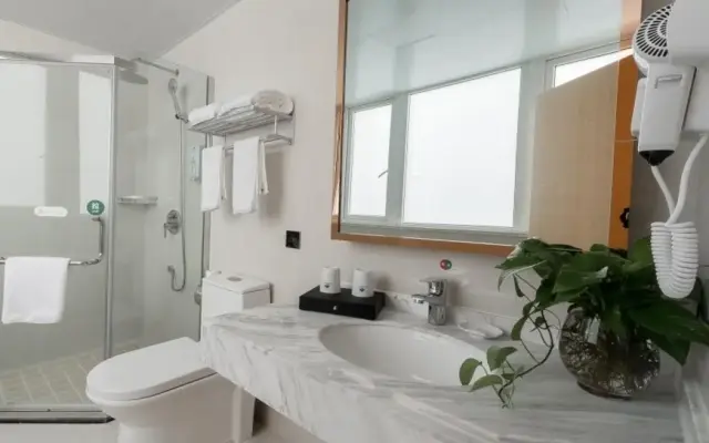 GreenTree Inn Wuhu Eshan Road University City