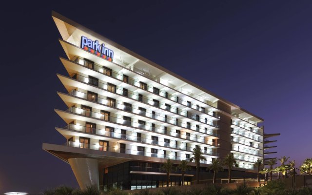 Отель Park Inn by Radisson Abu Dhabi Yas Island ОАЭ, Абу-Даби - 3 отзыва об отеле, цены и фото номеров - забронировать отель Park Inn by Radisson Abu Dhabi Yas Island онлайн вид на фасад