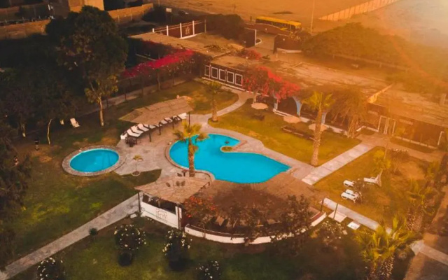 Hotel La Estancia
