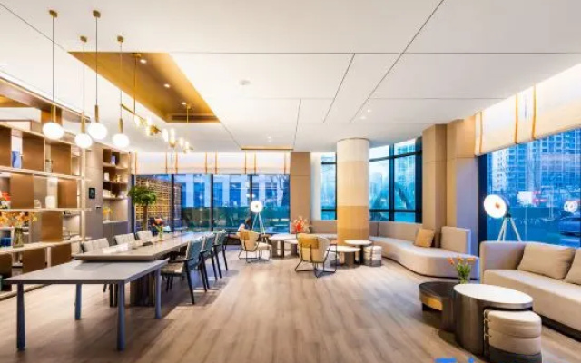 Shenyang Changbai island Atour Hotel