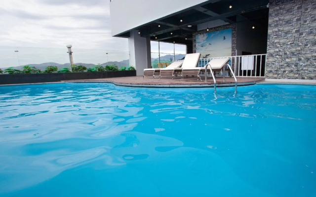 Royal HPM Hotel