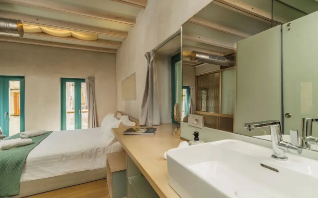 Panaretos Deluxe Maisonette