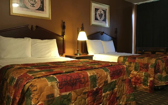 Marion Gray Plaza Motel