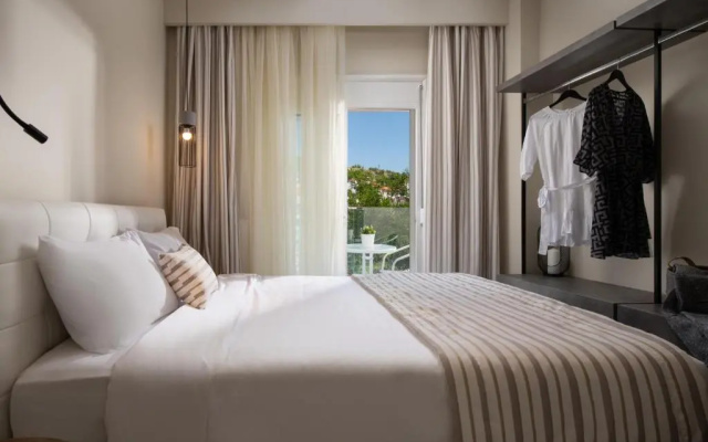 Olenia Luxury Apartments 3