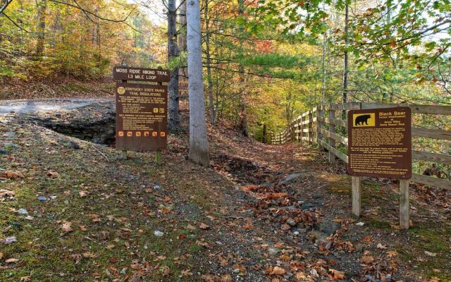 Отель Jenny Wiley State Resort Park вид на фасад