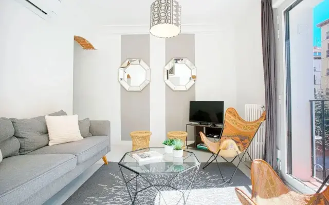 Genteel Home Chueca II