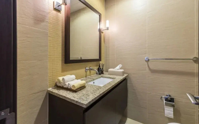 Emerald at Tiara Beach Residences With Atlantis Views