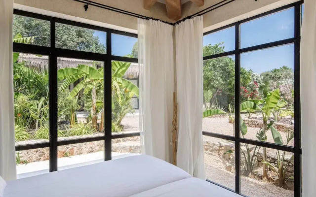 Lavish Villa With Private Pool