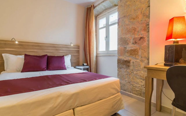 Nichotel