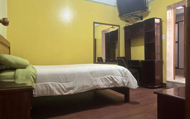 Hostal Taxo Yura