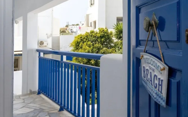 Zen Beach House in Tinos 1
