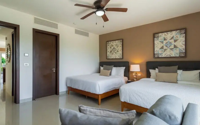 Mareazul Casa Sol 2 Bedroom Apts by RedAwning