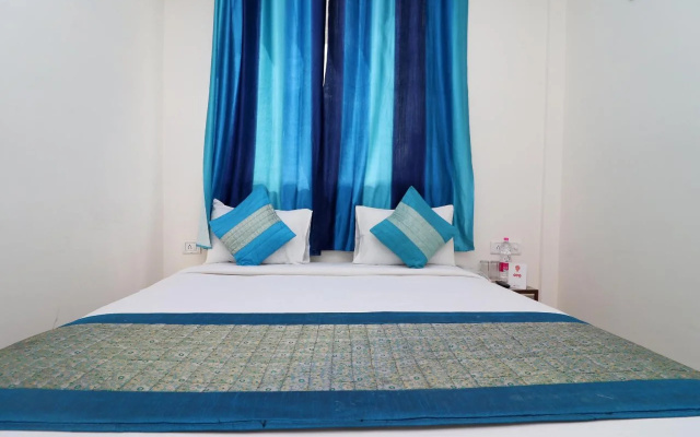 Hotel Airport Royal Marina by OYO Rooms